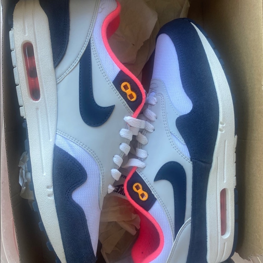 Air Max View 2